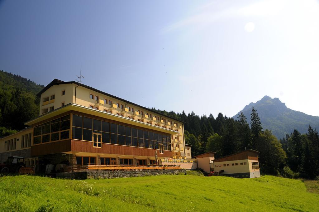 Hotel Boboty Terchova Exterior photo