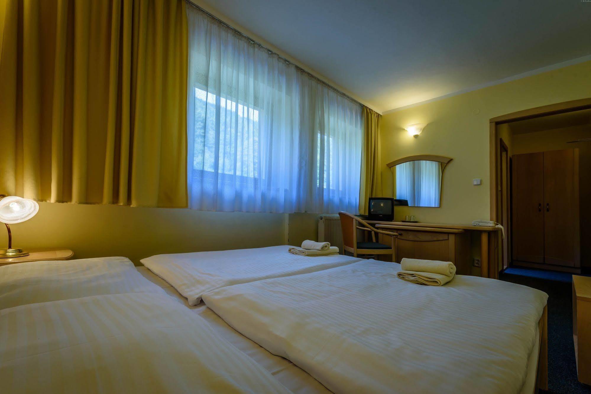 Hotel Boboty Terchova Exterior photo