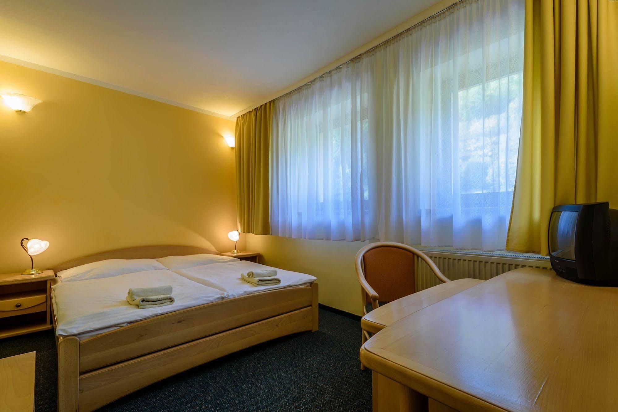 Hotel Boboty Terchova Exterior photo