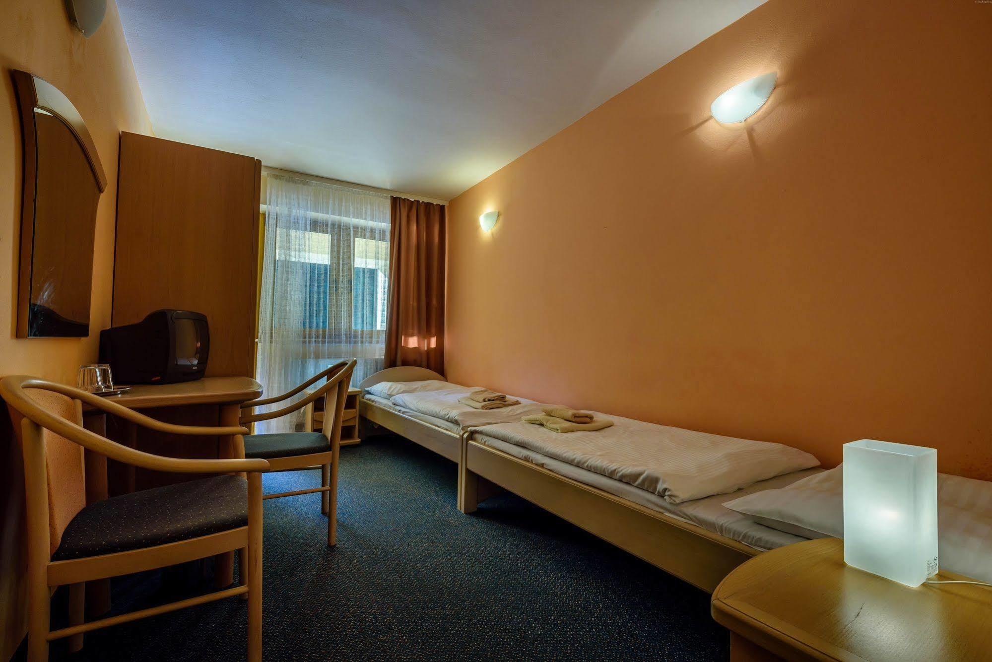 Hotel Boboty Terchova Exterior photo
